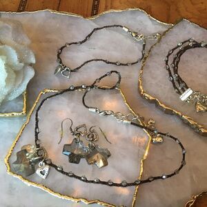 BRIGHTON JEWELRY Set - Necklace, Earrings & 2 Brac